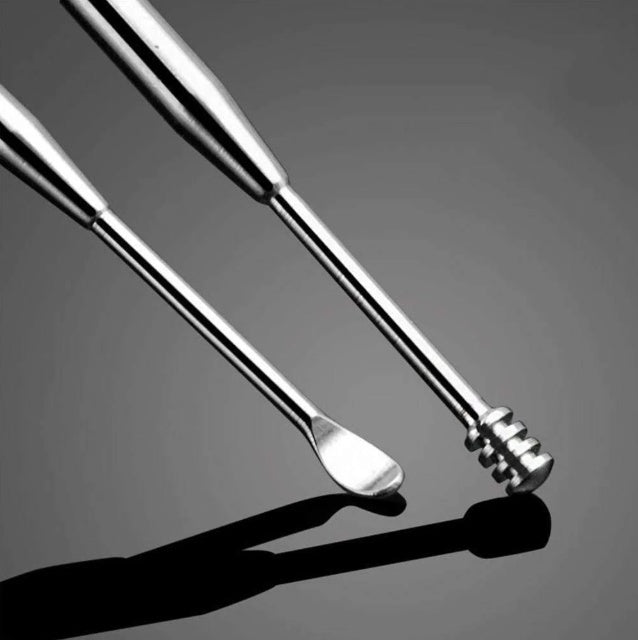 Stainless steel ear ear spoon to remove ear wax